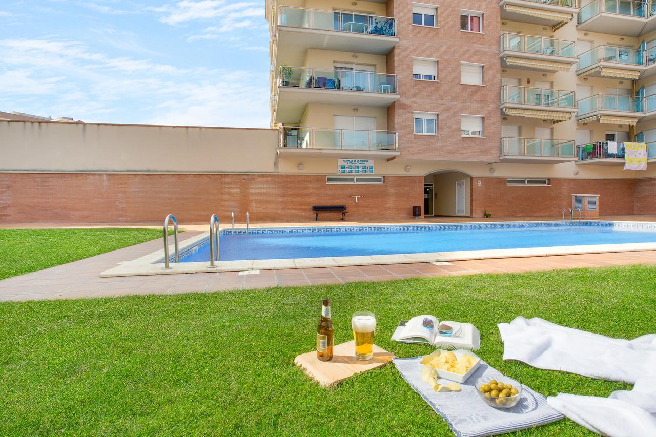 Europa Square Apartment Σάντα Σουζάνα Εξωτερικό φωτογραφία